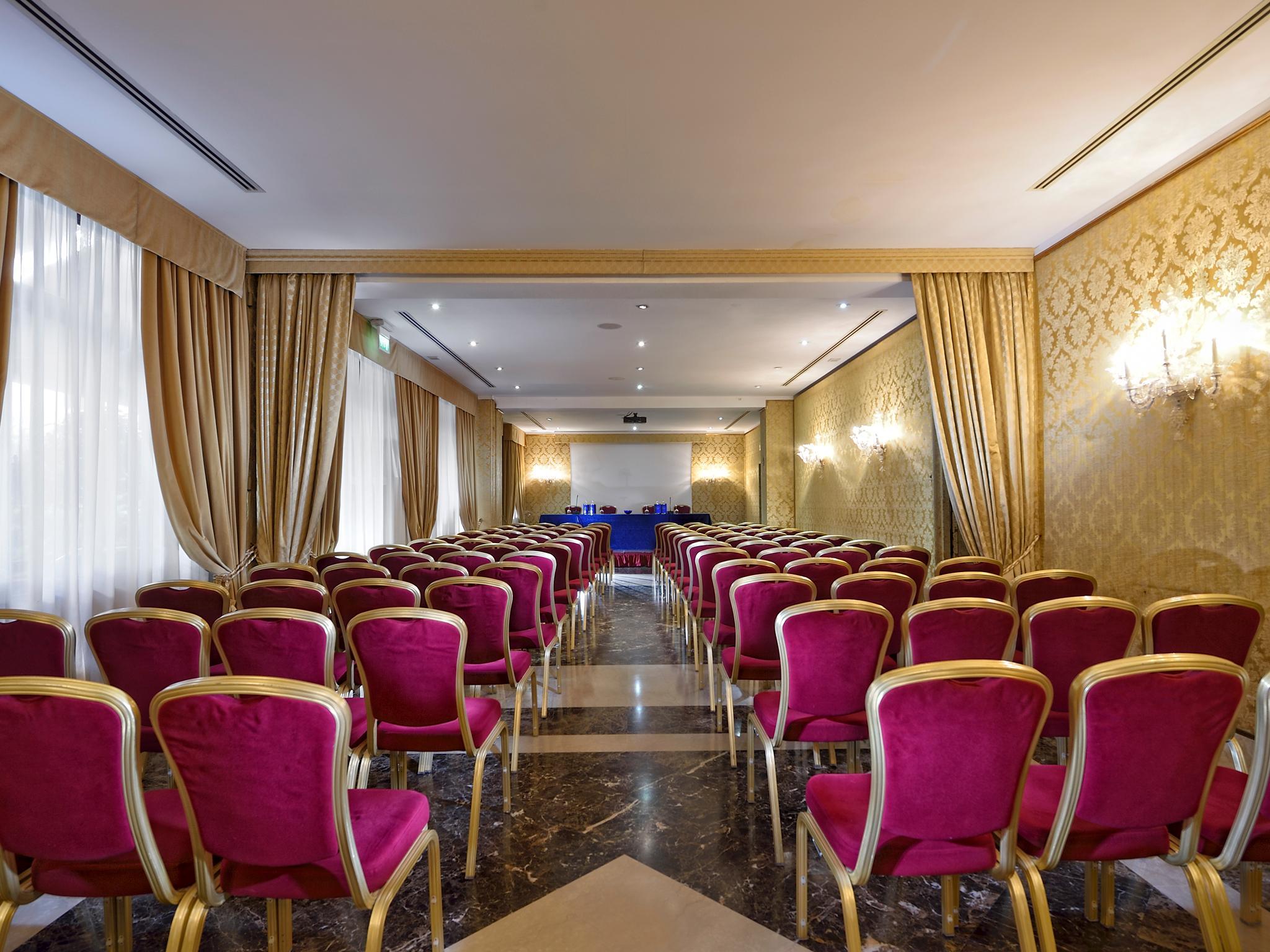 Amadeus Hotel Venice
