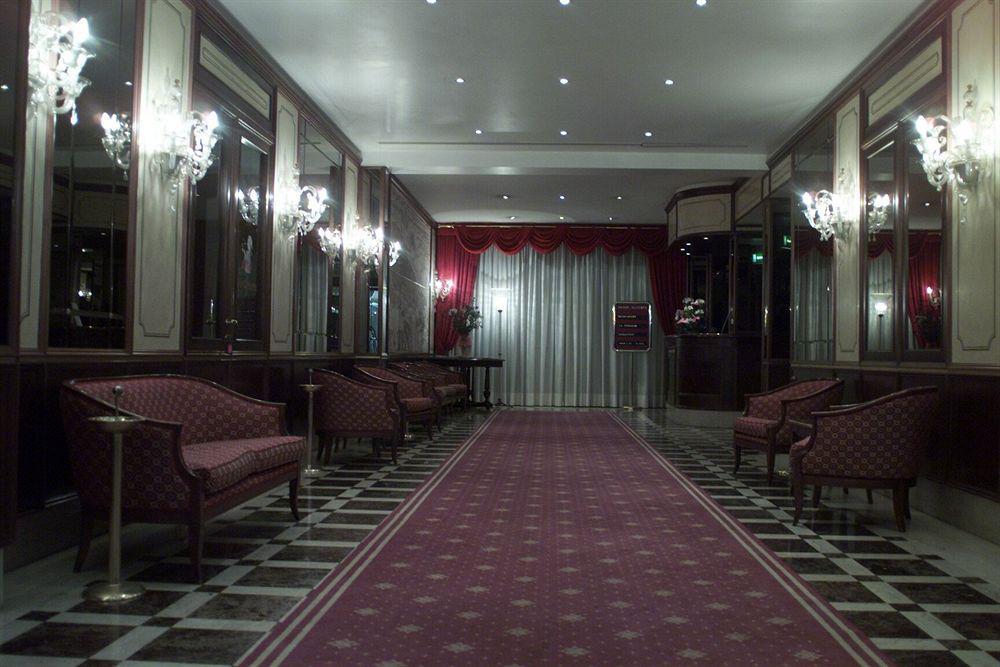 Amadeus 4* Venice